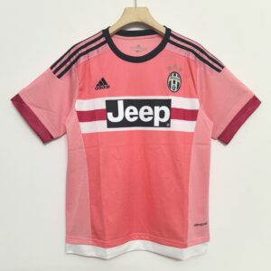 15-16 Juventus away