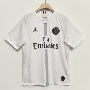18-19 Paris White