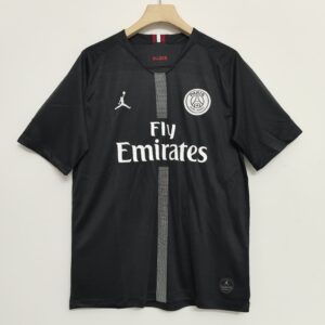 18-19 Paris Black