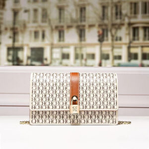 CHCH Women's handbag fashionable versatile shoulder crossbody small square bag