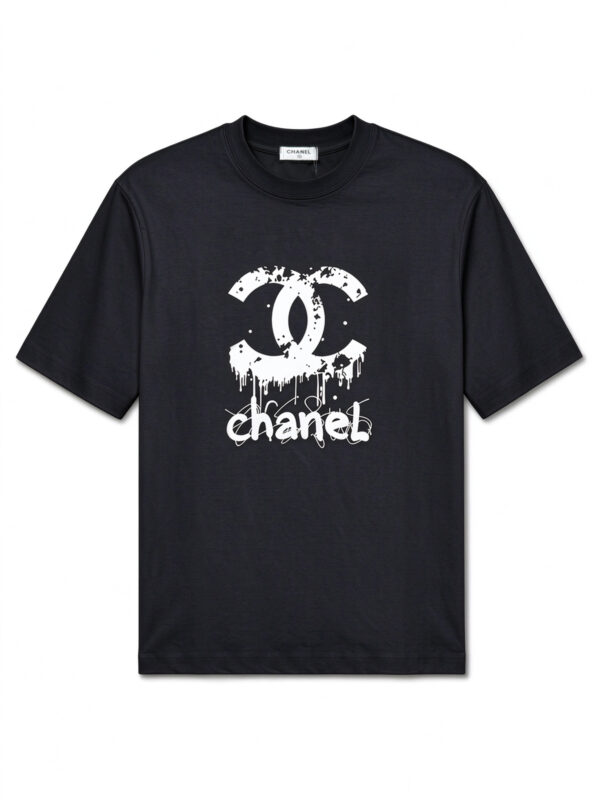 CHANEL T-shirt Black